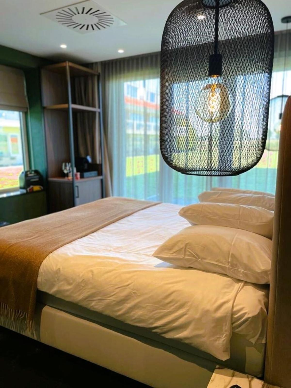 Van Der Valk Hotel Emmen Nieuw-Amsterdam Extérieur photo